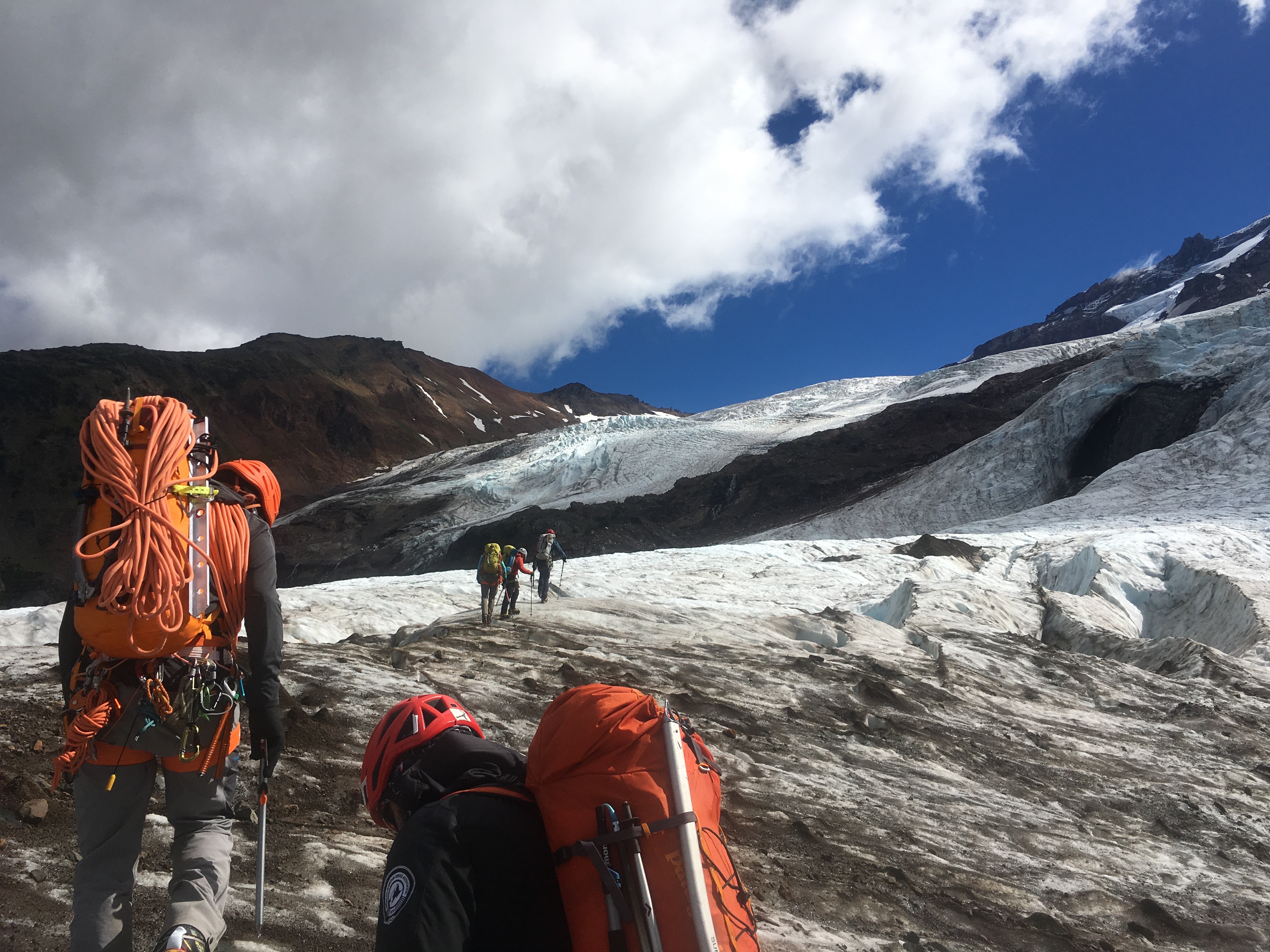 andy-larry-erica-out-front-dan-and-geoff-in-front-of-me-all-heading-to-camp-below-the-n-ridge-of-mt-baker