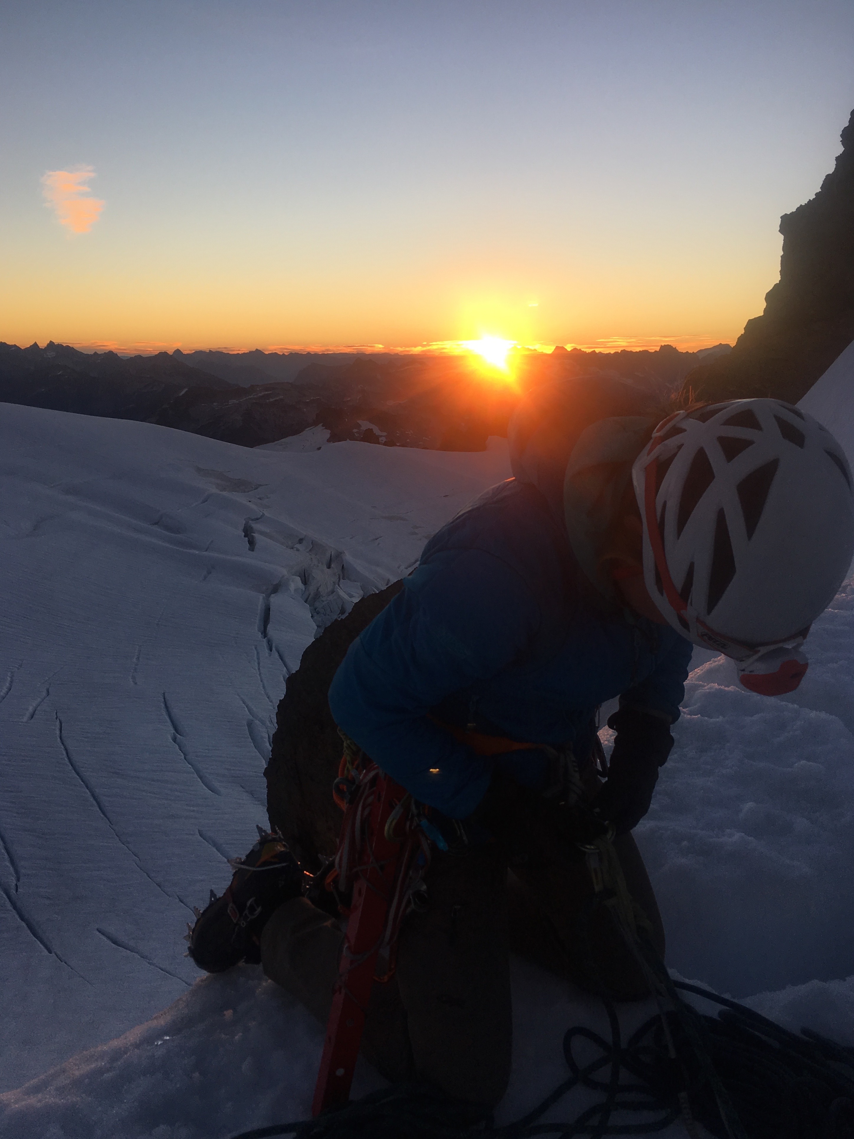 erica-guiding-the-last-day-of-the-exam-on-mt-shuksan